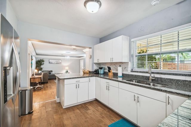 3915 N RIDGE AVENUE, Tampa, FL 33603