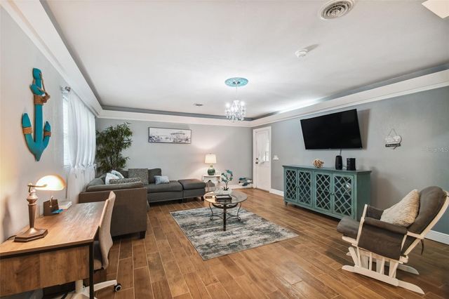 3915 N RIDGE AVENUE, Tampa, FL 33603