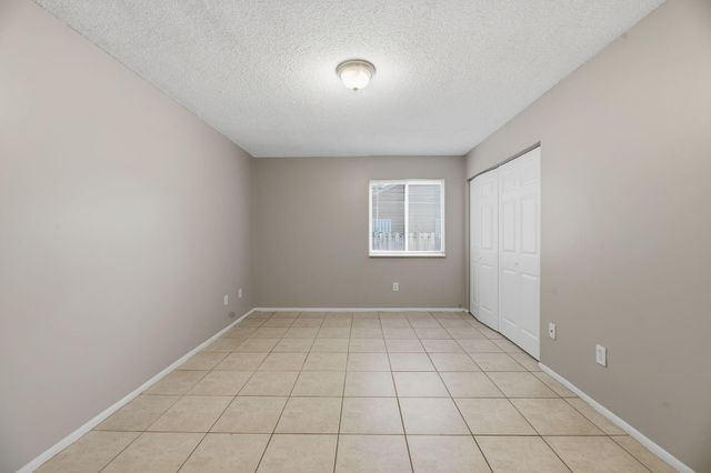 8666 SW 14th Street, Pembroke Pines, FL 33025