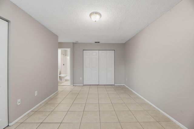 8666 SW 14th Street, Pembroke Pines, FL 33025