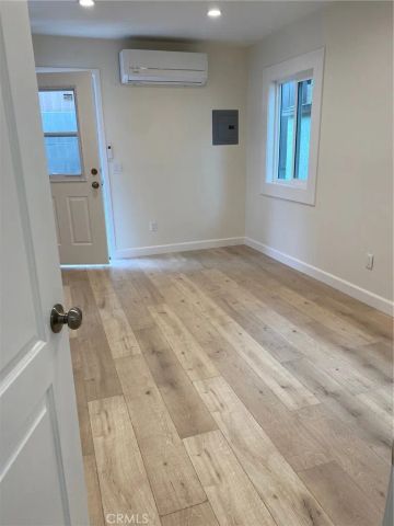 900 E Garfield Avenue C, Glendale, CA 91205