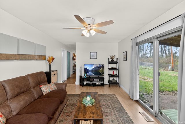 4837 Selkirk Drive, South Bend, IN 46614