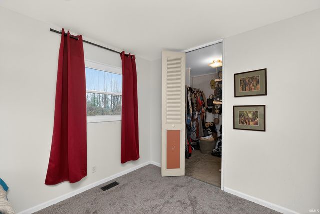 4837 Selkirk Drive, South Bend, IN 46614