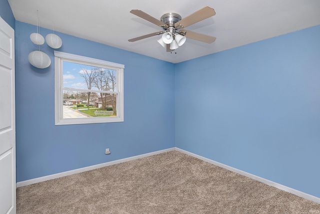 4837 Selkirk Drive, South Bend, IN 46614