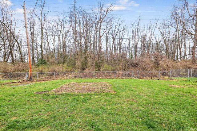 4837 Selkirk Drive, South Bend, IN 46614