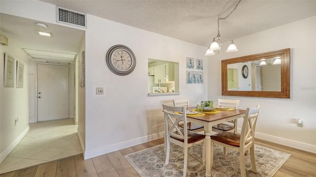 214 LAKEWOOD DRIVE 214, Bradenton, FL 34210