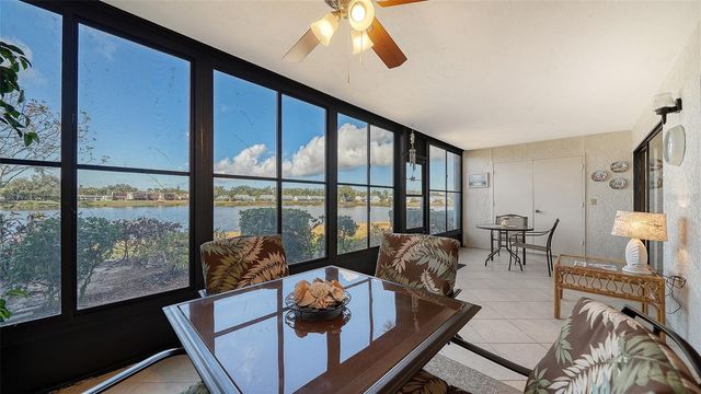 214 LAKEWOOD DRIVE 214, Bradenton, FL 34210