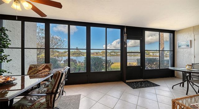 214 LAKEWOOD DRIVE 214, Bradenton, FL 34210