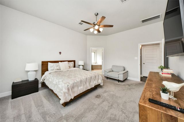 2206 Forest Trace Lane, Manvel, TX 77578