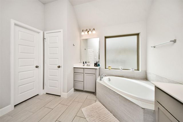 2206 Forest Trace Lane, Manvel, TX 77578