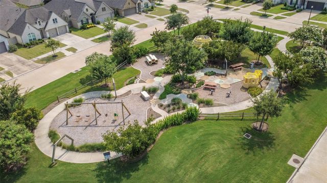 2206 Forest Trace Lane, Manvel, TX 77578