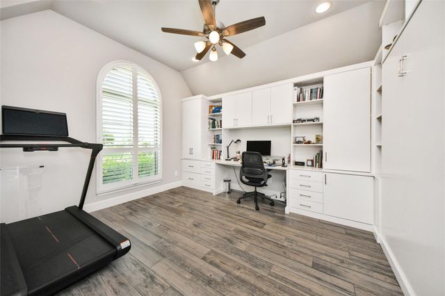 2206 Forest Trace Lane, Manvel, TX 77578