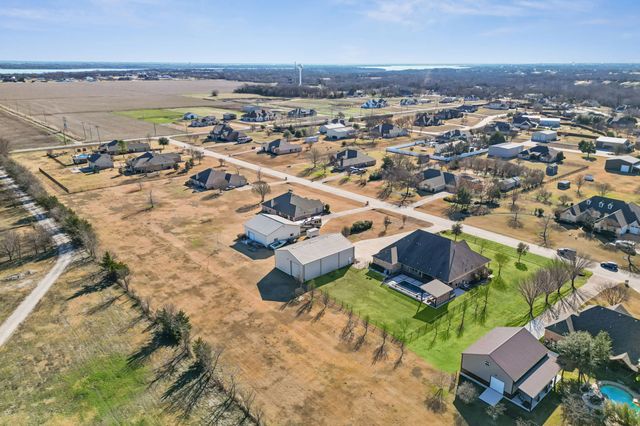200 Doris Drive, Lucas, TX 75002