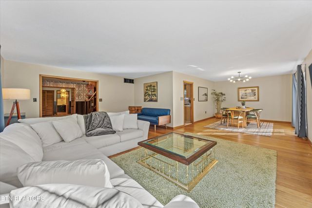201 Highland Circle, Lenoir City, TN 37772