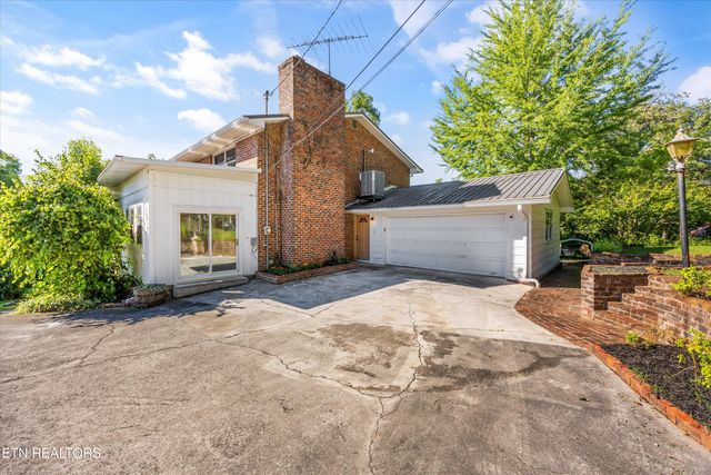 201 Highland Circle, Lenoir City, TN 37772