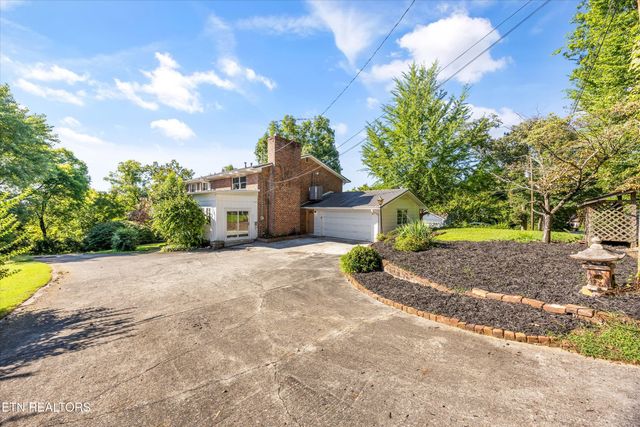 201 Highland Circle, Lenoir City, TN 37772