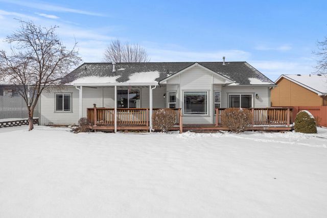 4253 Mels Place, Klamath Falls, OR 97603