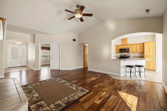 4253 Mels Place, Klamath Falls, OR 97603