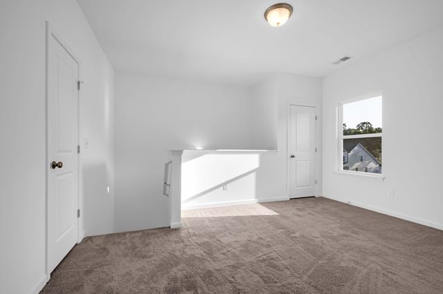 113 Sunny Way, Burns, TN 37029