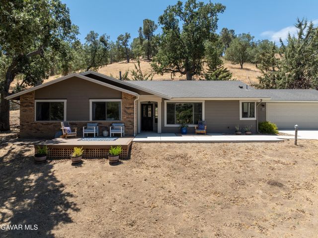 26780 Columbia Way, Tehachapi, CA 93561