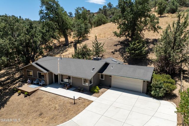 26780 Columbia Way, Tehachapi, CA 93561