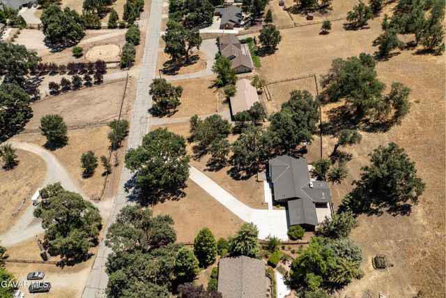 26780 Columbia Way, Tehachapi, CA 93561
