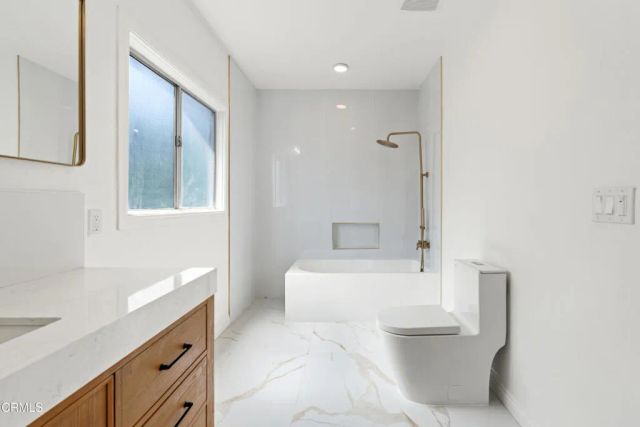 3609 4th Avenue, Los Angeles, CA 90018