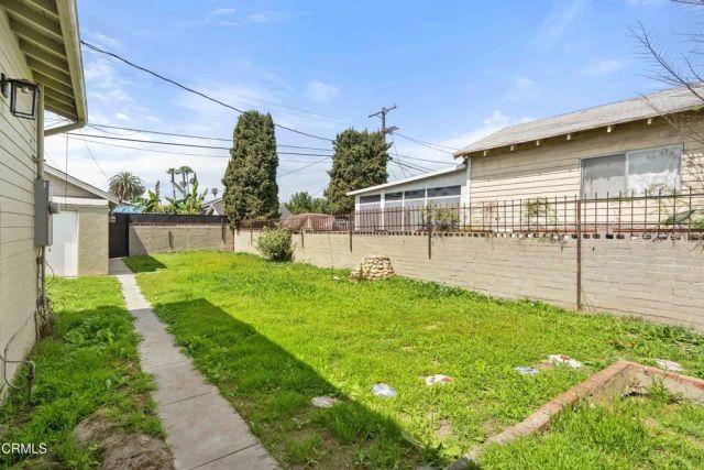 3609 4th Avenue, Los Angeles, CA 90018