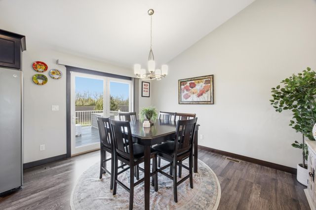1102 6th Avenue NE, Dilworth, MN 56529