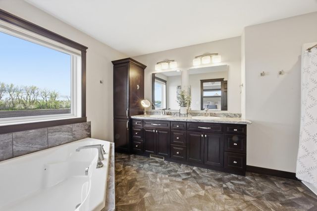 1102 6th Avenue NE, Dilworth, MN 56529