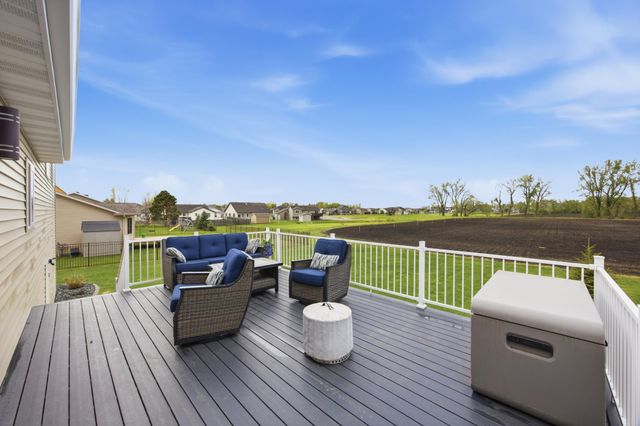 1102 6th Avenue NE, Dilworth, MN 56529
