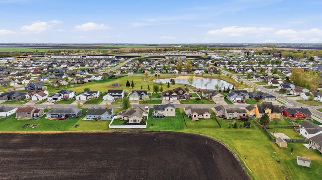 1102 6th Avenue NE, Dilworth, MN 56529