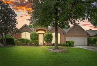 4211 Blue Grass Court, Flower Mound, TX 75028