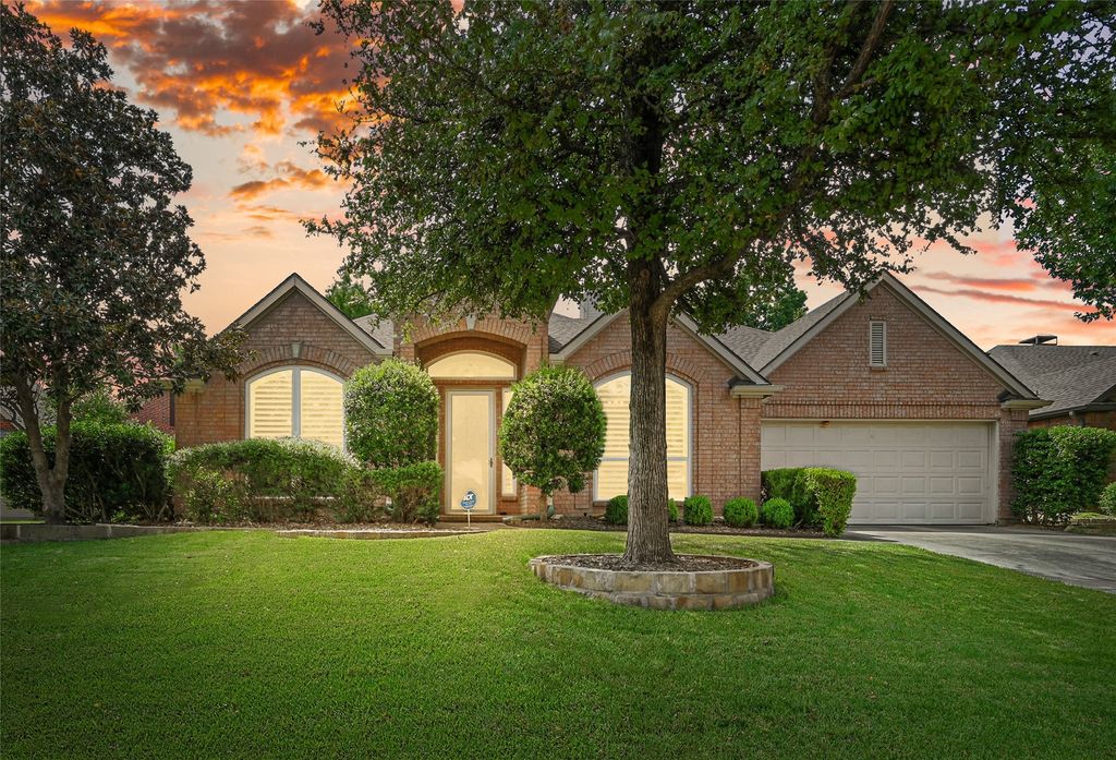 4211 Blue Grass Court, Flower Mound, TX 75028