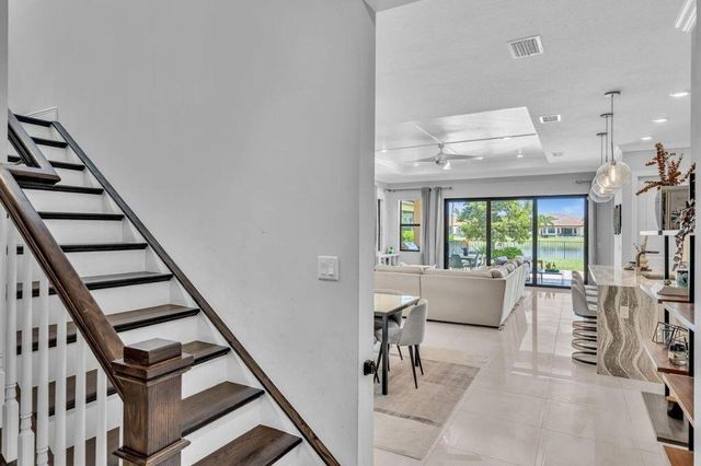 12143 S BAYPOINT Circle, Parkland, FL 33076