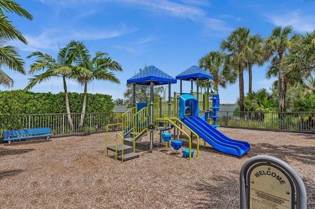 12143 S BAYPOINT Circle, Parkland, FL 33076