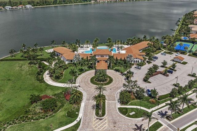 12143 S BAYPOINT Circle, Parkland, FL 33076
