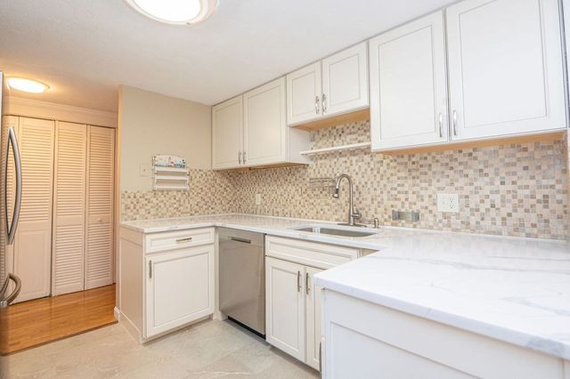 1100 Salem Street 69, Peabody, MA 01960