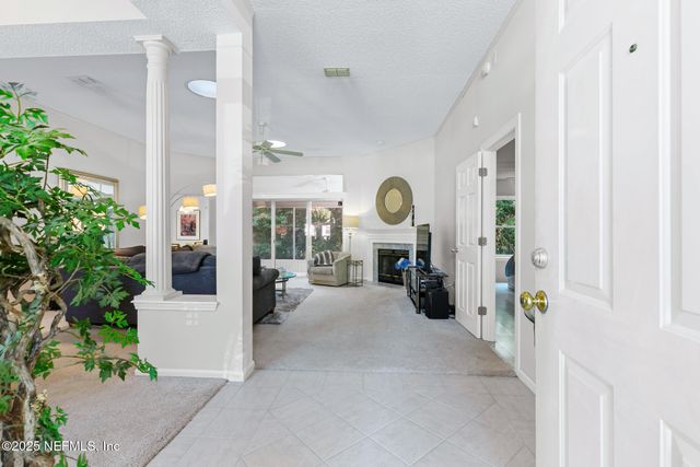 12241 MARBON ESTATES Lane E, Jacksonville, FL 32223