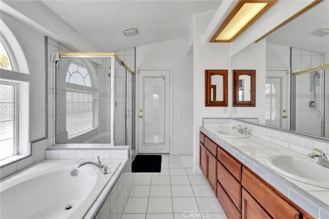 5295 Snow Line Drive, Phelan, CA 92371