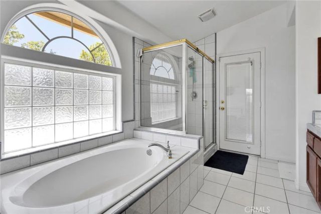 5295 Snow Line Drive, Phelan, CA 92371