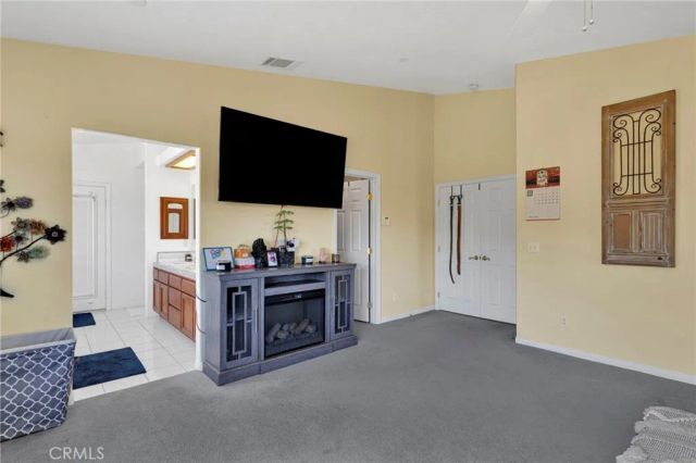 5295 Snow Line Drive, Phelan, CA 92371