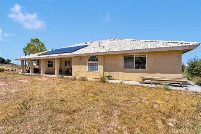 5295 Snow Line Drive, Phelan, CA 92371