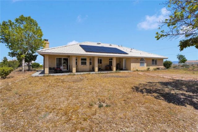 5295 Snow Line Drive, Phelan, CA 92371