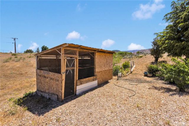 5295 Snow Line Drive, Phelan, CA 92371