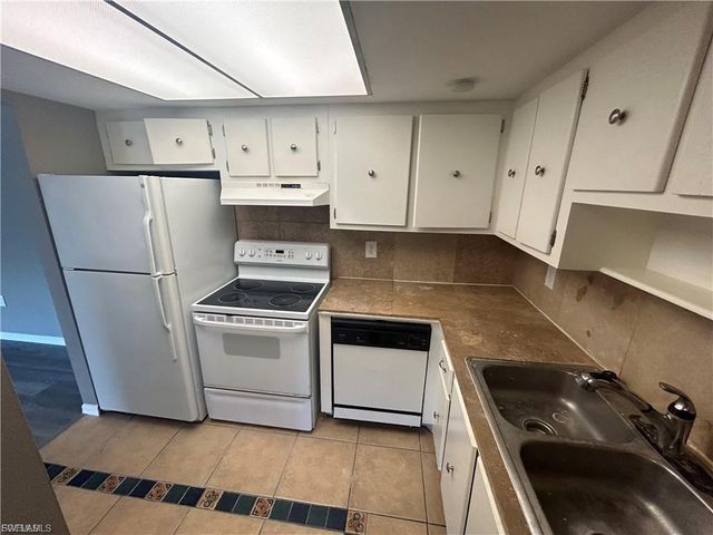 3704 Broadway 316, Fort Myers, FL 33901