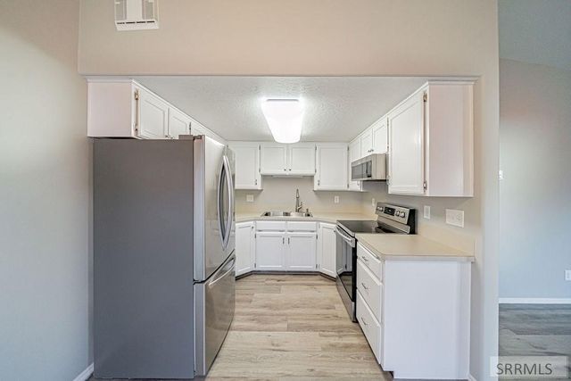 1343 N Skyline Drive, Idaho Falls, ID 83402