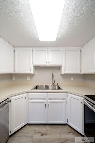 1343 N Skyline Drive, Idaho Falls, ID 83402