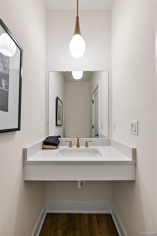 8754 Agnes Street, Detroit, MI 48214