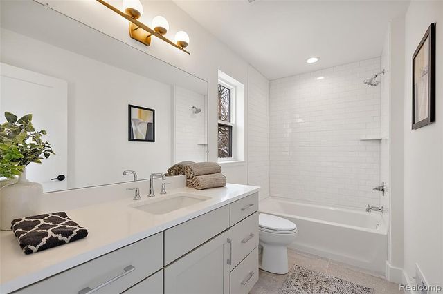 8754 Agnes Street, Detroit, MI 48214